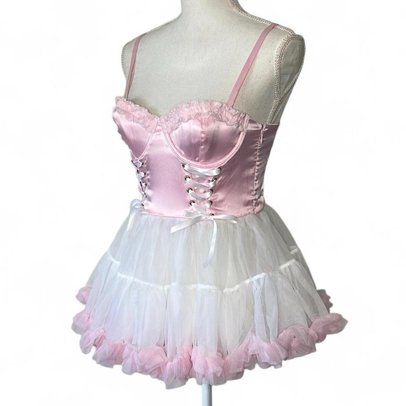 Victoria’s Secret Ballerina Costume - Picture 2 of 7